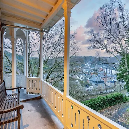 Elegant Castle For 12 Guests