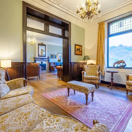 Elegant Castle For 12 Guests *