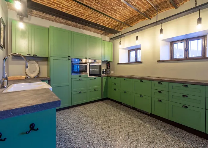 Feriehus Elegant Castle For 12 Guests *