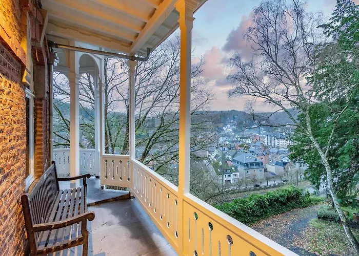 Elegant Castle For 12 Guests