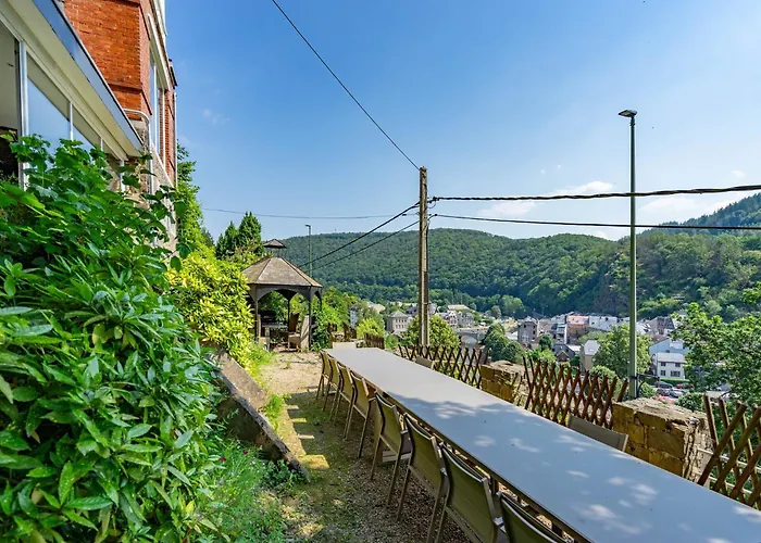 Elegant Castle For 12 Guests * La-Roche-en-Ardenne