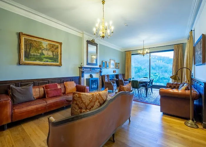 Elegant Castle For 12 Guests La-Roche-en-Ardenne