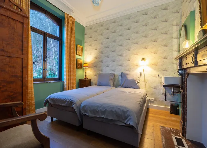 Elegant Castle For 12 Guests La-Roche-en-Ardenne