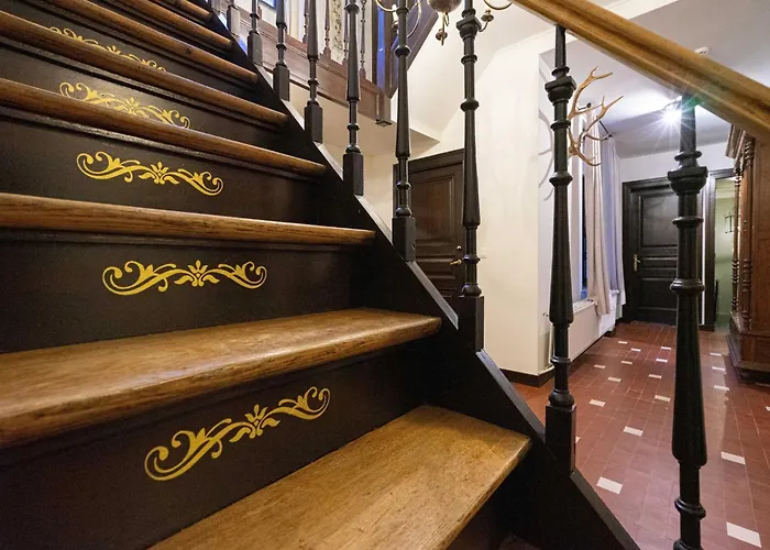 Elegant Castle For 12 Guests Feriehus La-Roche-en-Ardenne